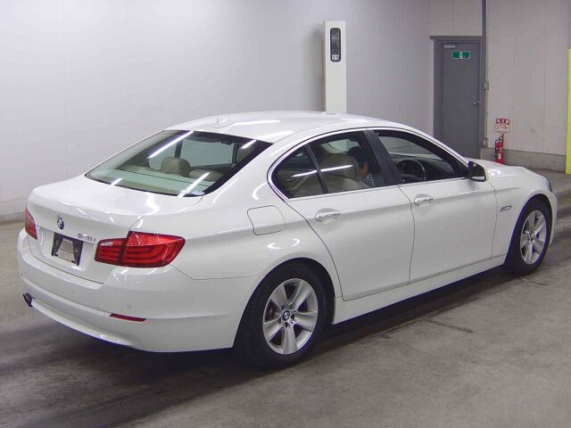 2011 BMW 5 Series 528I auction photo 5