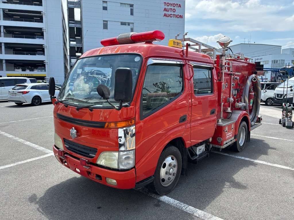 2002 Toyota Dyna Japan auction vehicle