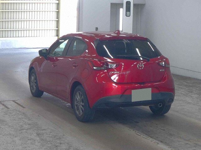 2018 Mazda Demio 15Sツーリング auction photo 2