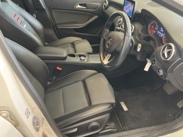 2018 Mercedes-Benz A180 AMGスタイル auction photo 4