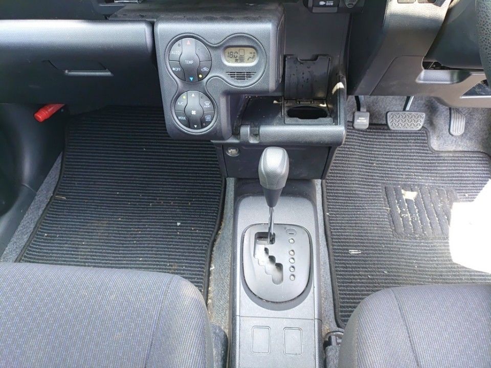2021 Toyota Probox auction photo 12