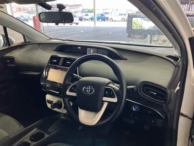 2019 Toyota Prius S auction photo 3