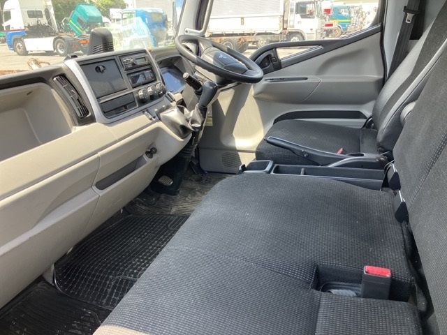 2020 Mitsubishi Fuso Canter Reizo Reito auction photo 5