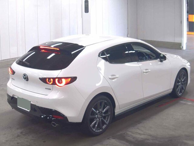 2024 Mazda 3ファストバック XD Proactive auction photo 5