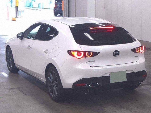2024 Mazda 3ファストバック XD Proactive auction photo 2