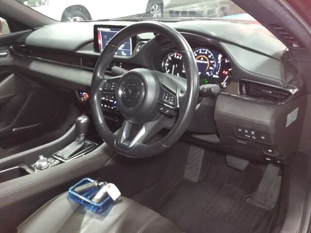 2020 Mazda 6セダン XD Lパッケージ auction photo 3