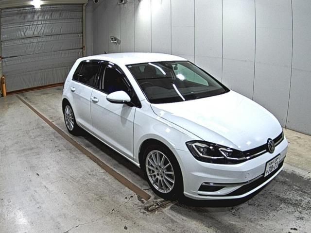 2017 Volkswagen ゴルフ TSIハイライン Japan auction vehicle