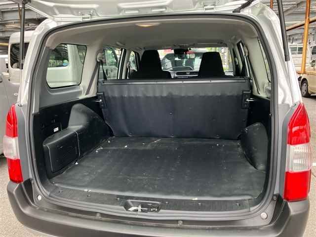 2020 Toyota プロボックスバンハイブリッド DX Comfort auction photo 10