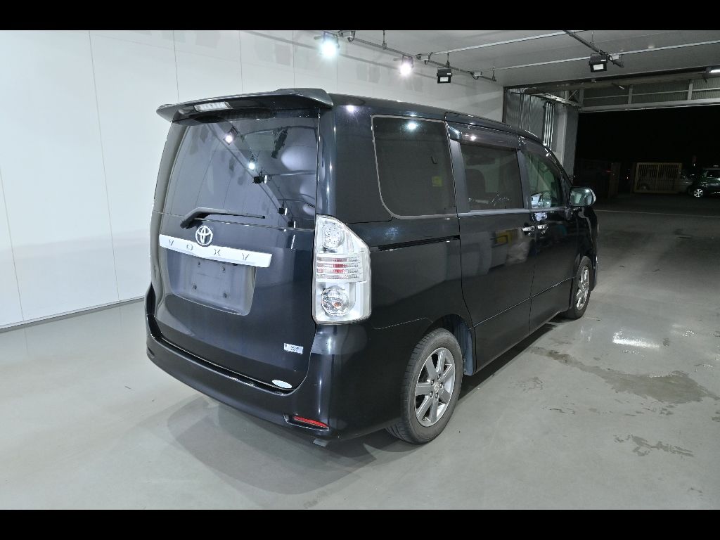 2009 Toyota Voxy ZS Sparkling II auction photo 2