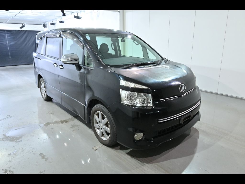2009 Toyota Voxy ZS Sparkling II Japan auction vehicle