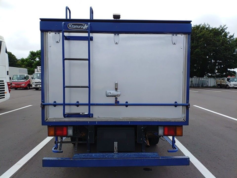 2012 Isuzu Elf auction photo 5