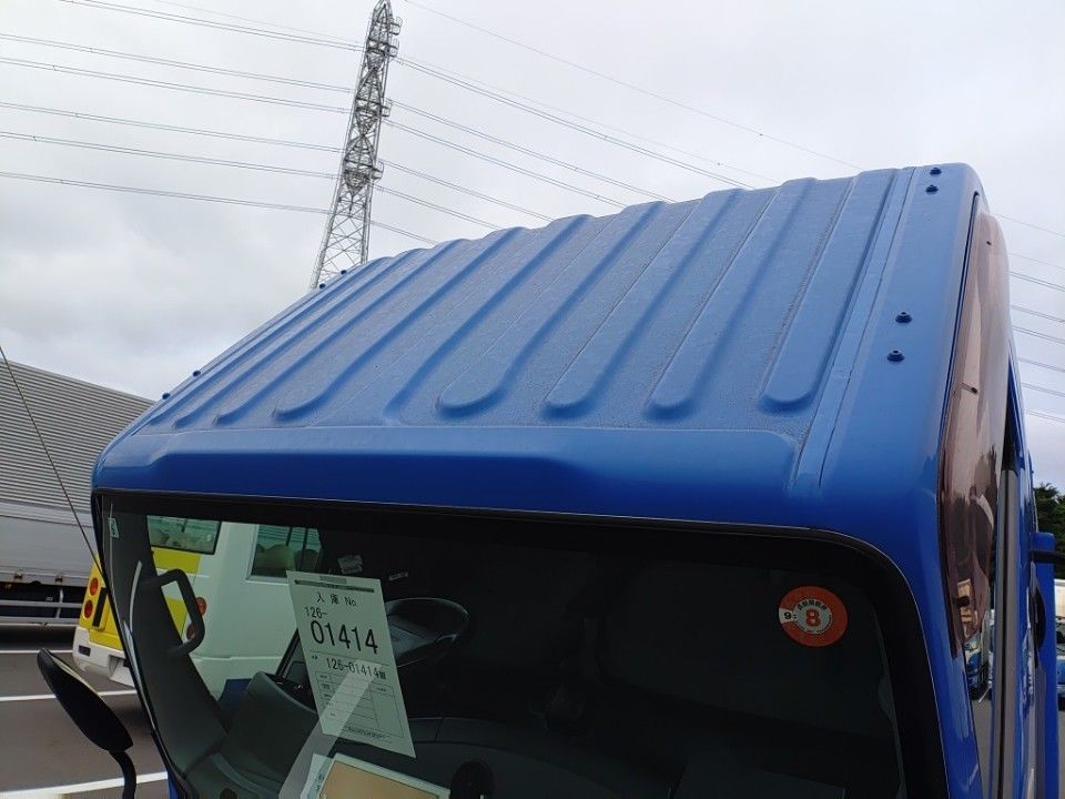 2012 Isuzu Elf auction photo 7