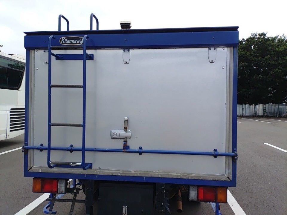 2012 Isuzu Elf auction photo 24