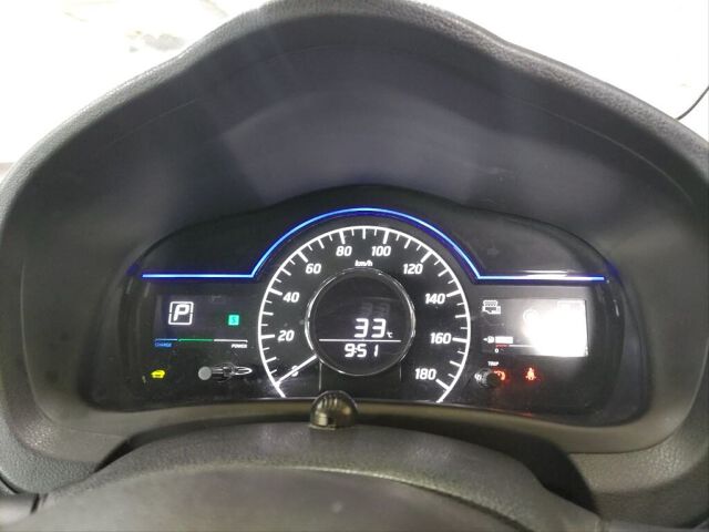 2018 Nissan Note E-POWER X auction photo 6