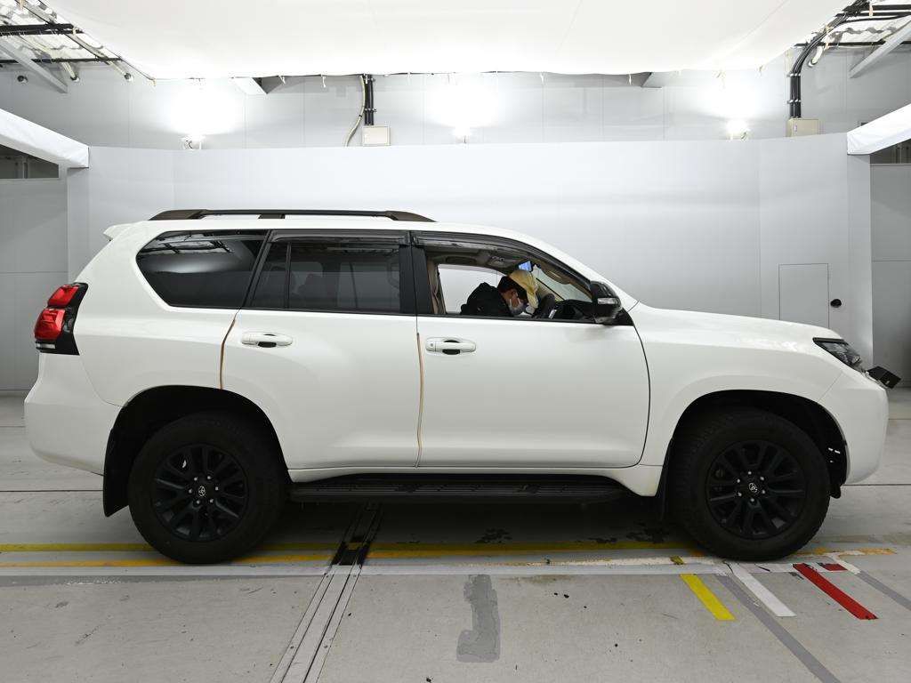 2023 Toyota Land Cruiser Prado TXLパッケージマットブラ 4WD auction photo 3