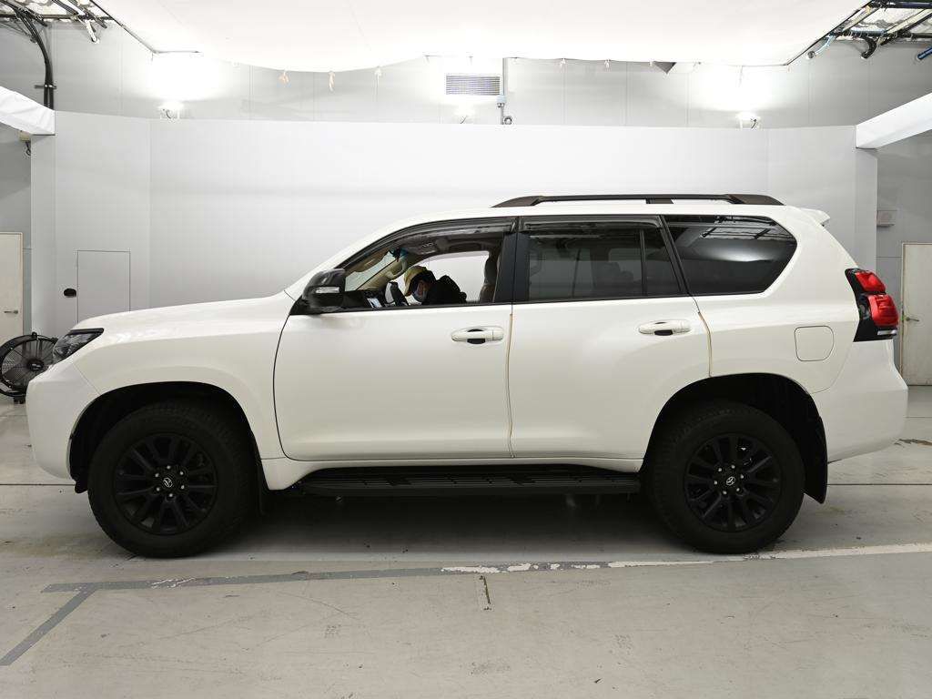 2023 Toyota Land Cruiser Prado TXLパッケージマットブラ 4WD auction photo 4