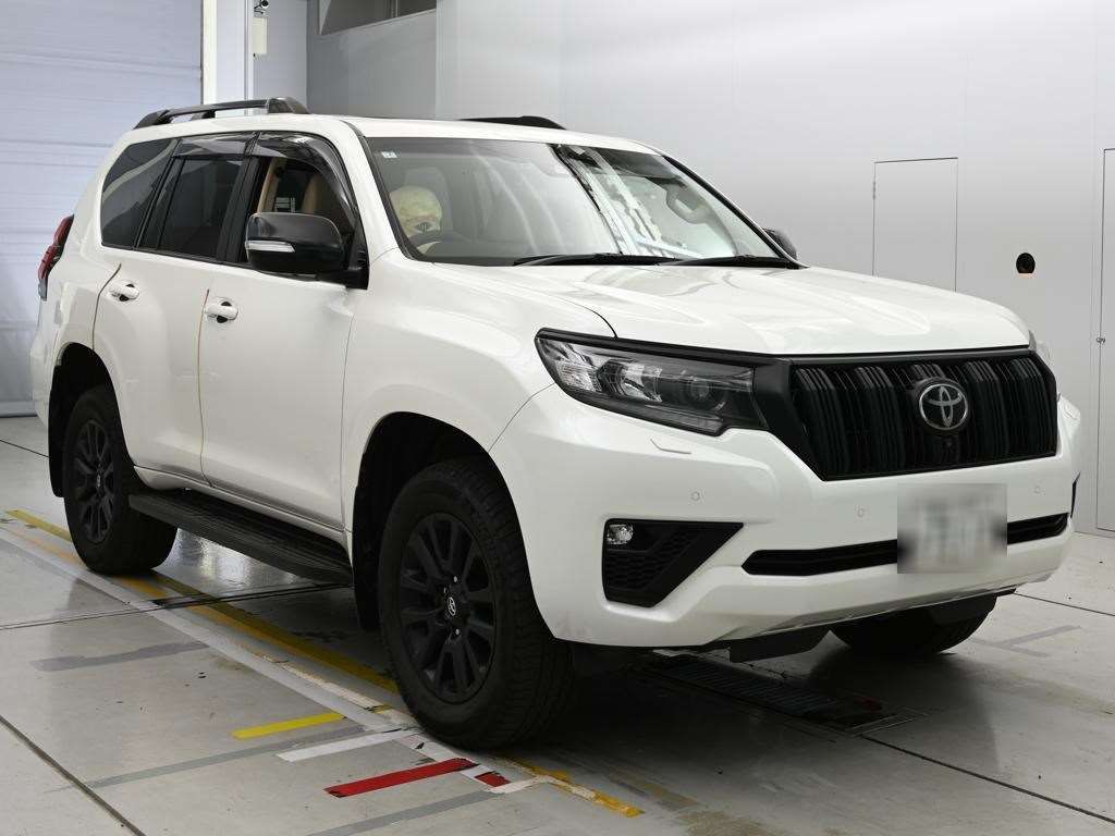 2023 Toyota Land Cruiser Prado TXLパッケージマットブラ 4WD auction photo 5