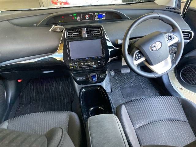 2016 Toyota Prius A auction photo 2