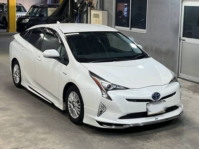 2016 Toyota Prius A auction photo 4