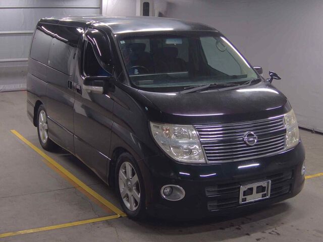 2008 Nissan Elgrand 250ハイウェイスター Japan auction vehicle