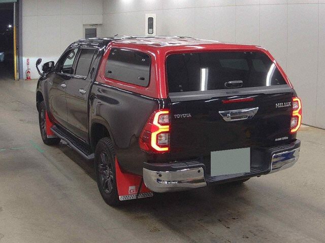 2021 Toyota Hilux Z 4WD auction photo 2