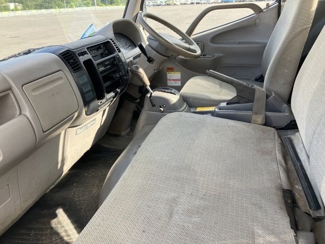 2003 Toyota Dyna ヒラ.クレーン4ダン auction photo 5