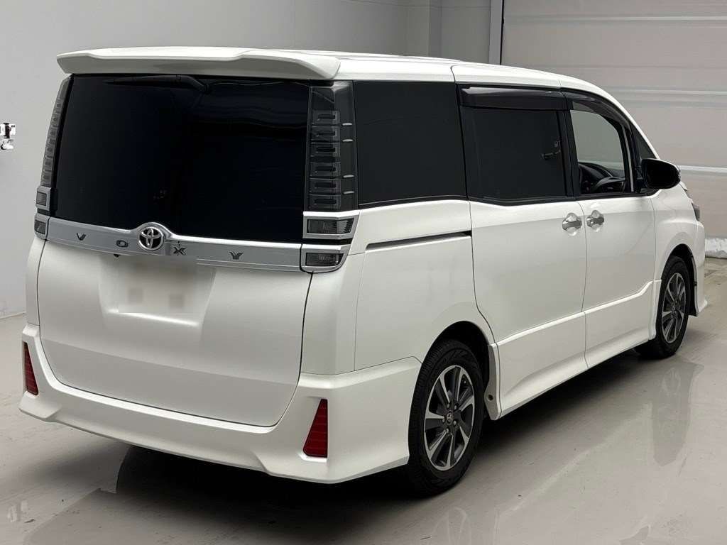 2018 Toyota Voxy ZS キラメキ auction photo 2