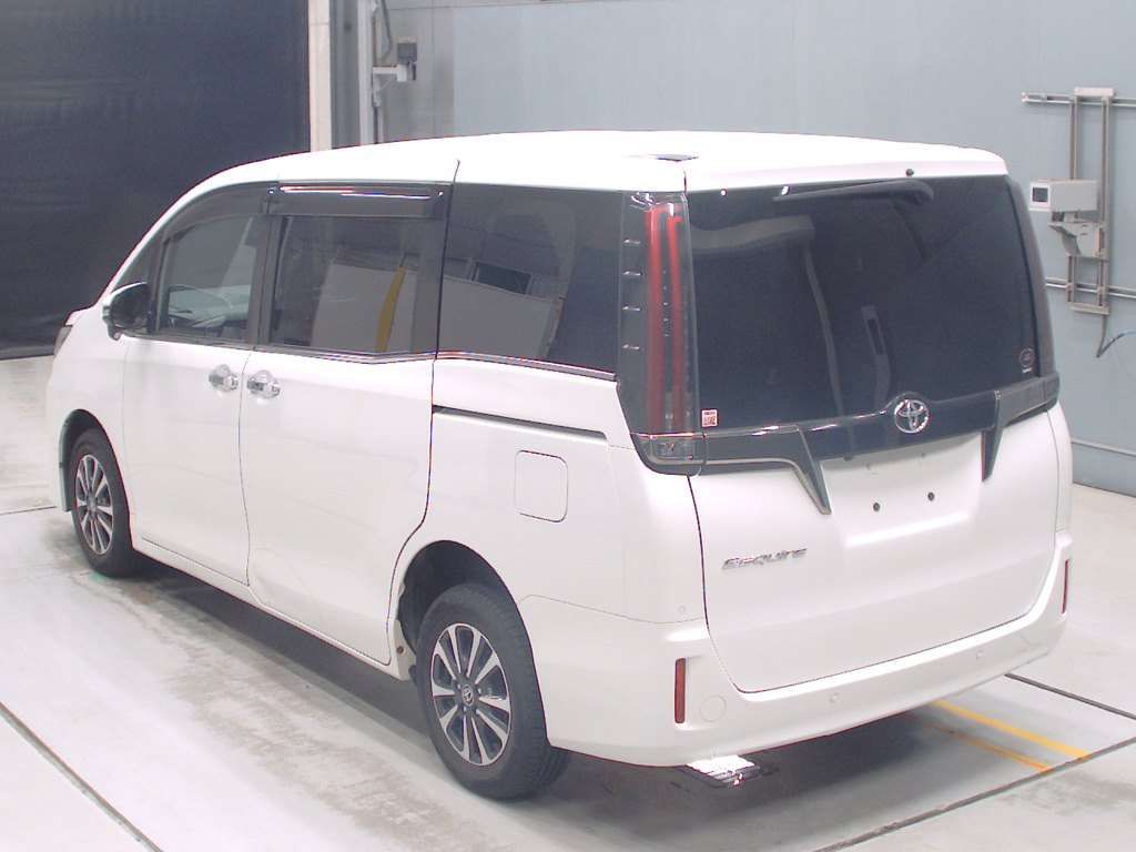 2021 Toyota Esquire GiプレミアムPブラックテー 4WD auction photo 6