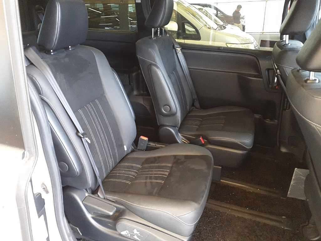 2021 Toyota Esquire GiプレミアムPブラックテー 4WD auction photo 10