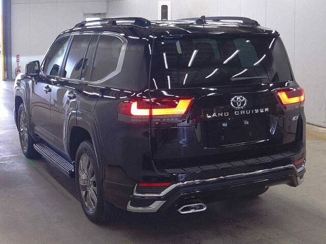 2024 Toyota Land Cruiser ZX 4WD auction photo 2