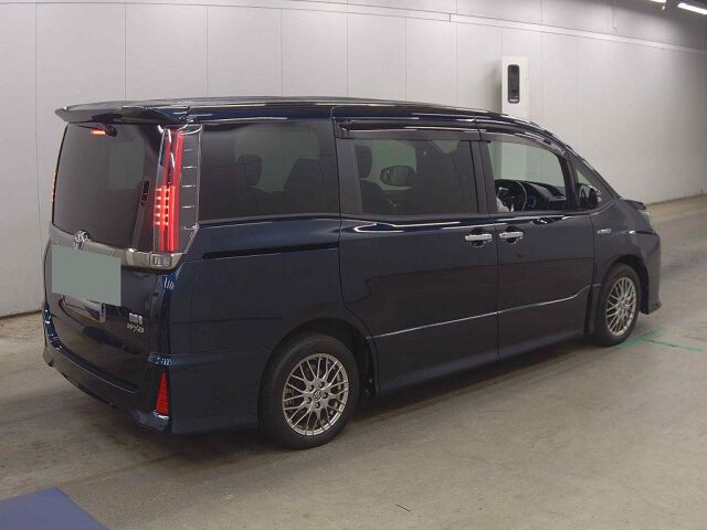 2018 Toyota Noah HV SI WXB auction photo 5