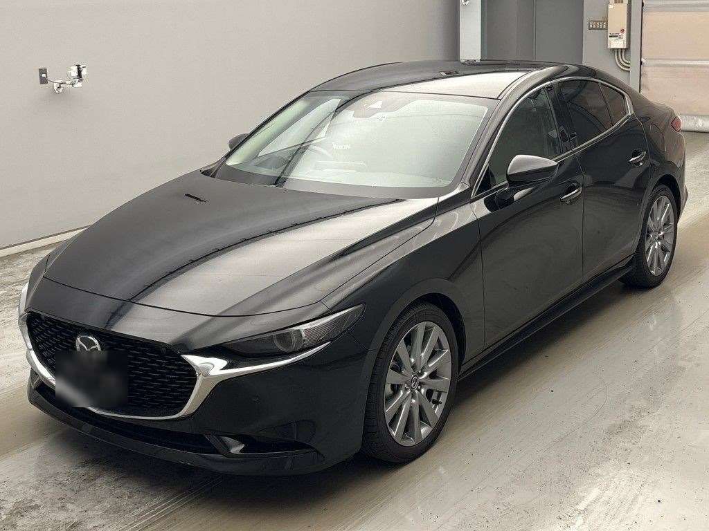 Japan Auction Vehicles 4 2022 Mazda MAZDA3セダン 20S Lパッケージ auction photo