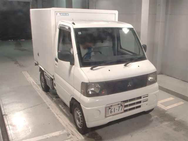 Japan Auction Vehicles 10 2004 Mitsubishi Minicab 5Cセッテイ auction photo