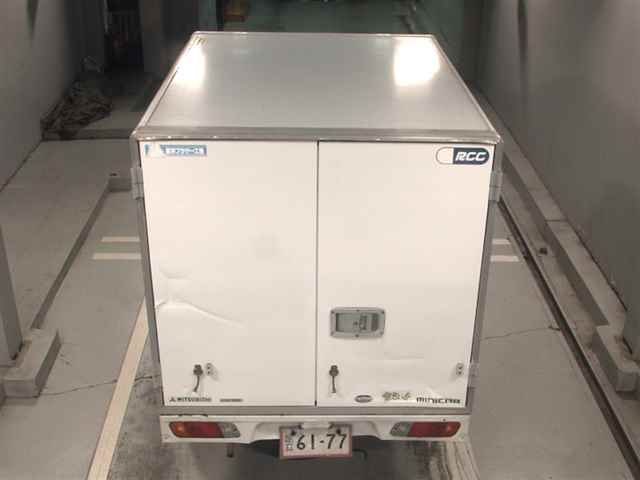 2004 Mitsubishi Minicab 5Cセッテイ auction photo 7