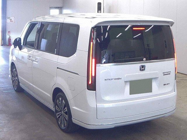 2026 Honda Stepwgn EHEV PL Black E auction photo 2