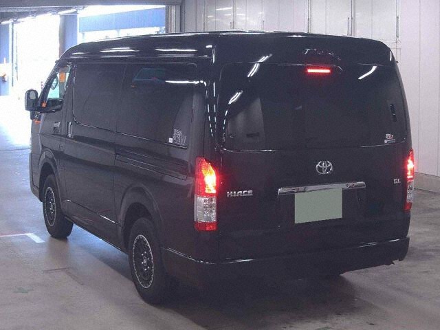 2025 Toyota Hiace GL 4WD auction photo 2