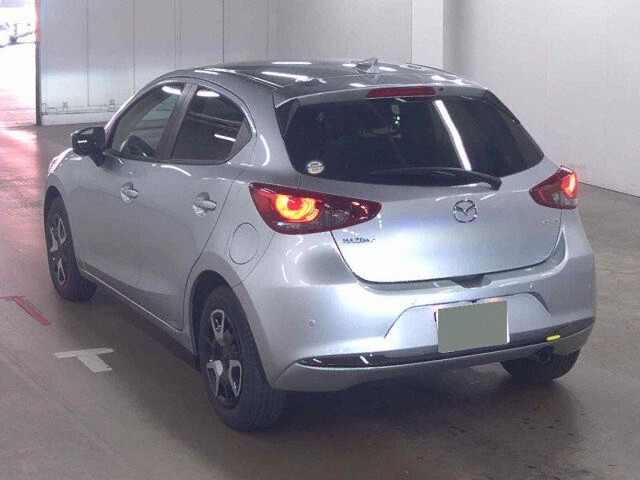 2024 Mazda 2 15 BD auction photo 2