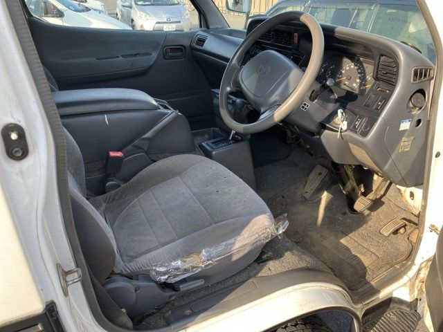 2003 Toyota Hiace SUPERGL-E auction photo 8