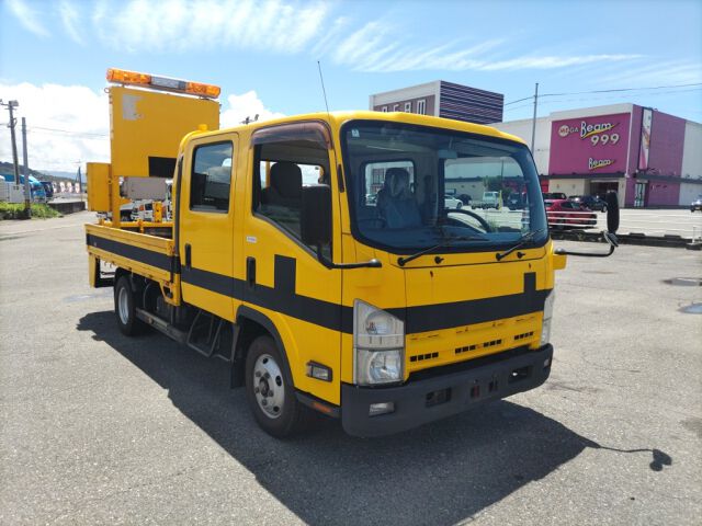 Japan Auction Vehicles 5 2012 Isuzu Elf Double cab auction photo