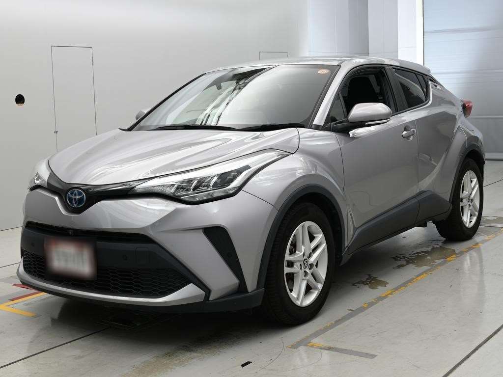 Japan Auction Vehicles 14 2022 Toyota C-HR S auction photo