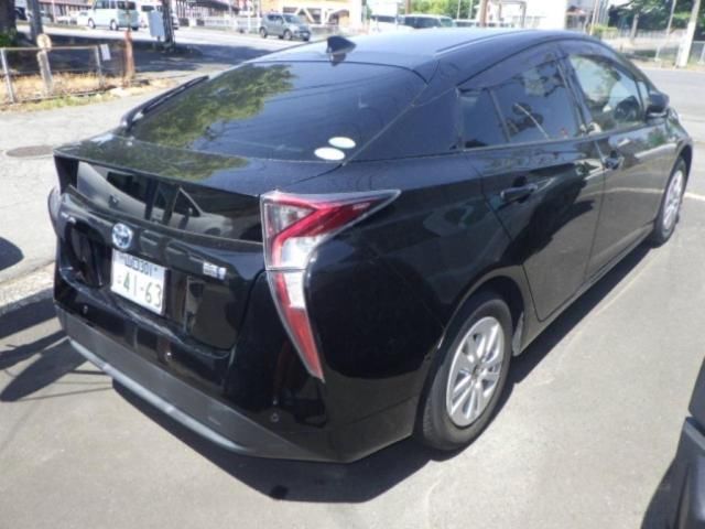 2018 Toyota Prius Sセーフティプラス auction photo 5