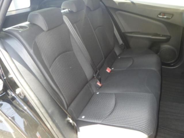 2018 Toyota Prius Sセーフティプラス auction photo 8