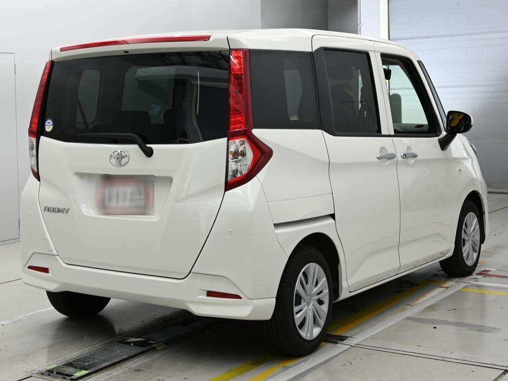 2024 Toyota Roomy X auction photo 2