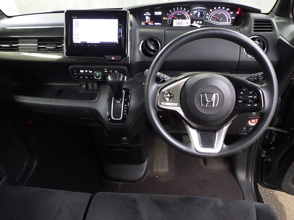 2017 Honda N-BOX 4WD カスタムG Lホンダセンシング auction photo 3
