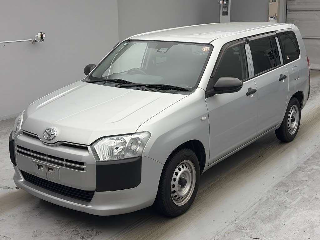 2022 Toyota Probox G Japan auction vehicle