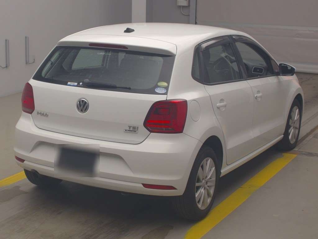 2015 Volkswagen ポロ auction photo 2
