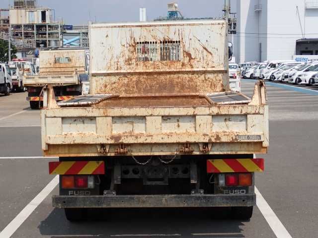 2020 Mitsubishi Fuso Fighter 3.6T Dump Truck auction photo 3