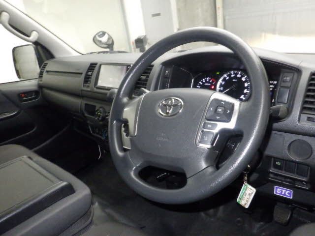 2020 Toyota ハイエースV 1.2 tons, 9 people auction photo 3
