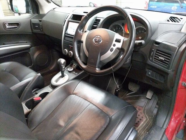 2010 Nissan X-Trail 20XTT 4WD auction photo 3