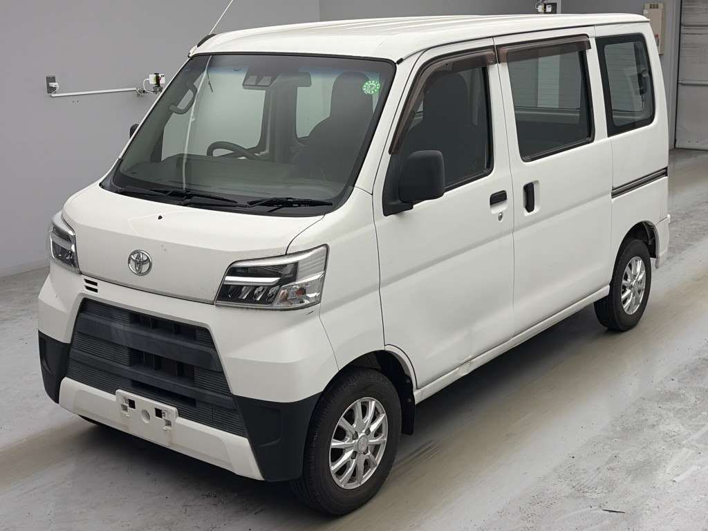2020 Toyota Pixis Van Special SA III Japan auction vehicle